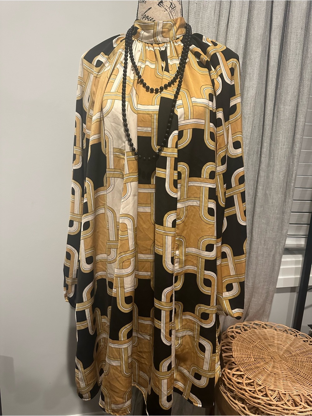 H&M Black and Gold Chain-Print Long Sleeve Dress